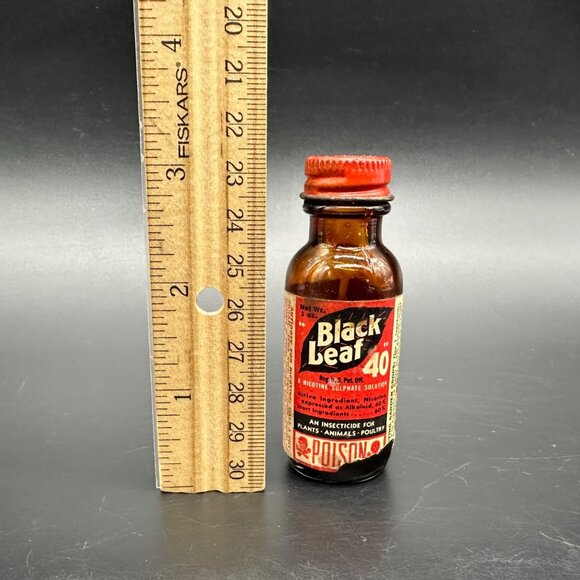 Vintage Advertising Mid Century Red Black Leaf EMPTY Glass Bottle Decor - Picture 8 of 8